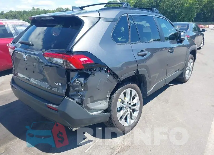 2T3C1RFV6SW421852 Photo# 4