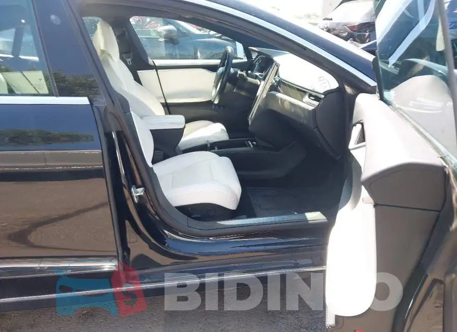 5YJSA1E27JF244799 Photo# 5