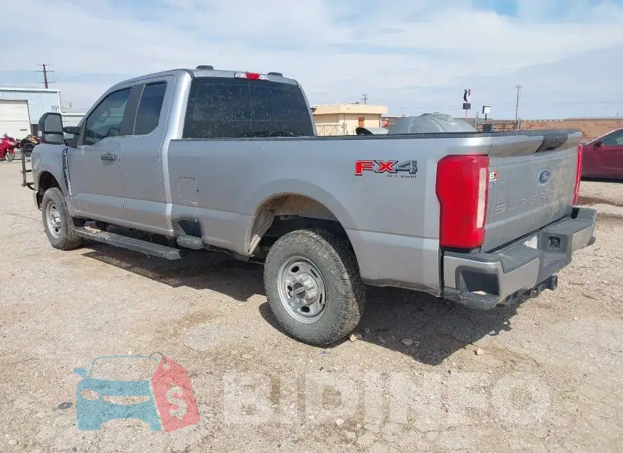 1FT7X2BA4PED37392 Photo# 3