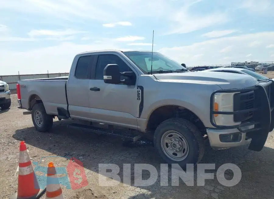 1FT7X2BA4PED37392 Photo# 13