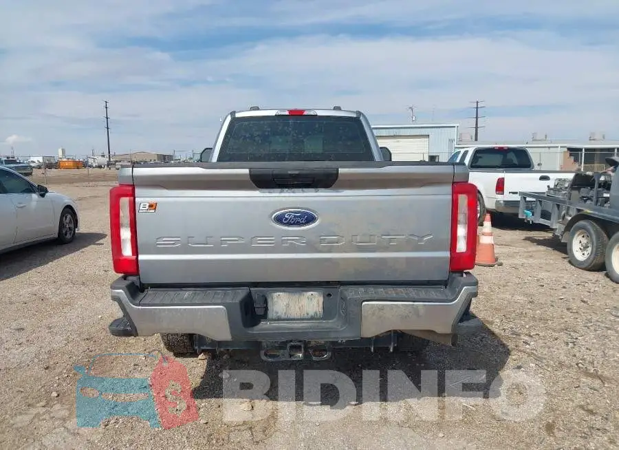1FT7X2BA4PED37392 Photo# 16