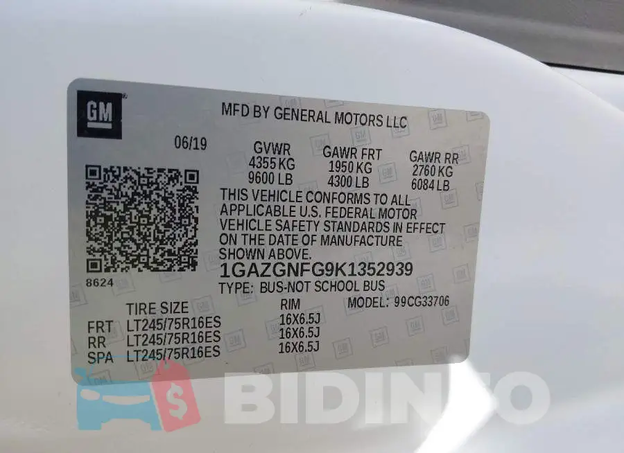 1GAZGNFG9K1352939 Photo# 9