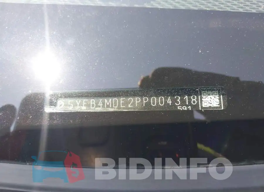 5YFB4MDE2PP004318 Photo# 18