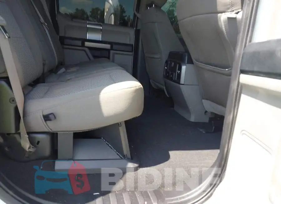 1FT7W2BT2KEF36728 Photo# 8