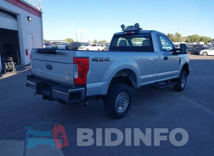 1FTBF2B60HED73008 Photo# 4