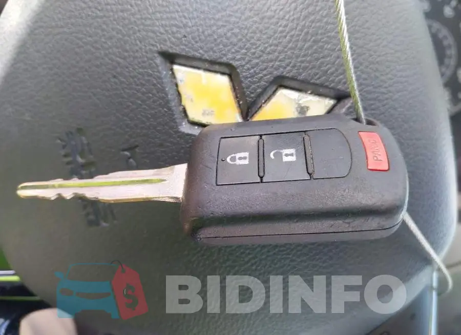 ML32F3FJ9HHF05286 Photo# 11