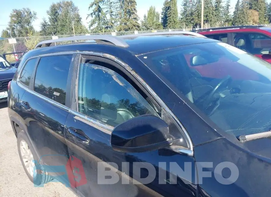 1C4PJLLB5JD606124 Photo# 17