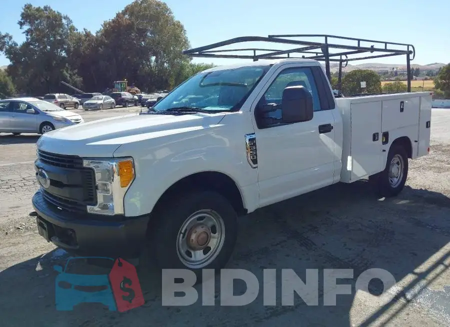 1FDRF3A62HEE07273 Photo# 2