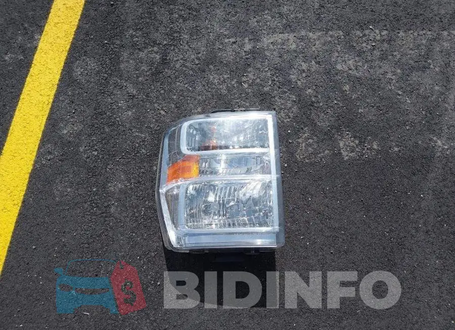 1FDWE3F62KDC07215 Photo# 12
