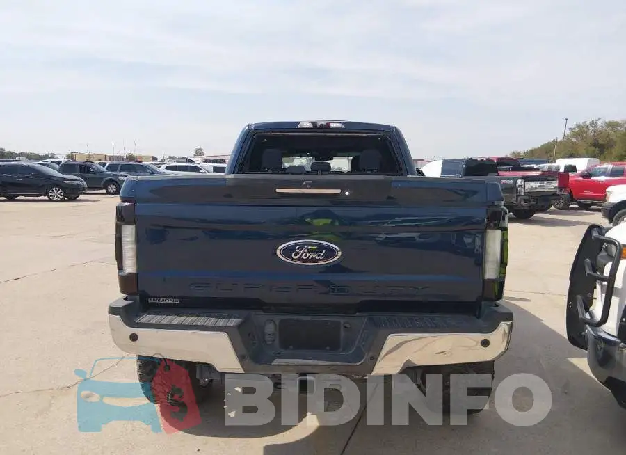 1FT7W2BT6JEB18042 Photo# 16