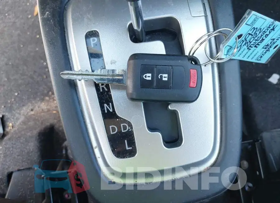 ML32FUFJ5NHF06016 Photo# 11
