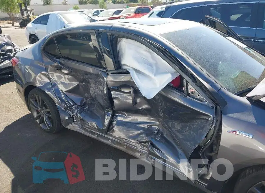 19UUB2F60KA000937 Photo# 6