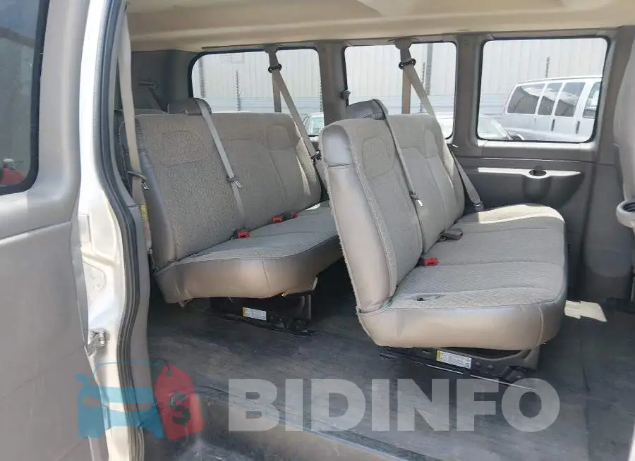 1GAWGEFP6M1145169 Photo# 8