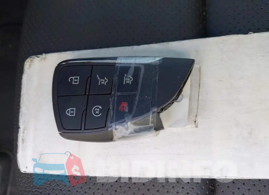 1GNS6TRL5SR415357 Photo# 11