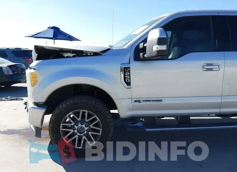 1FT7W2BT2HEB35186 Photo# 19