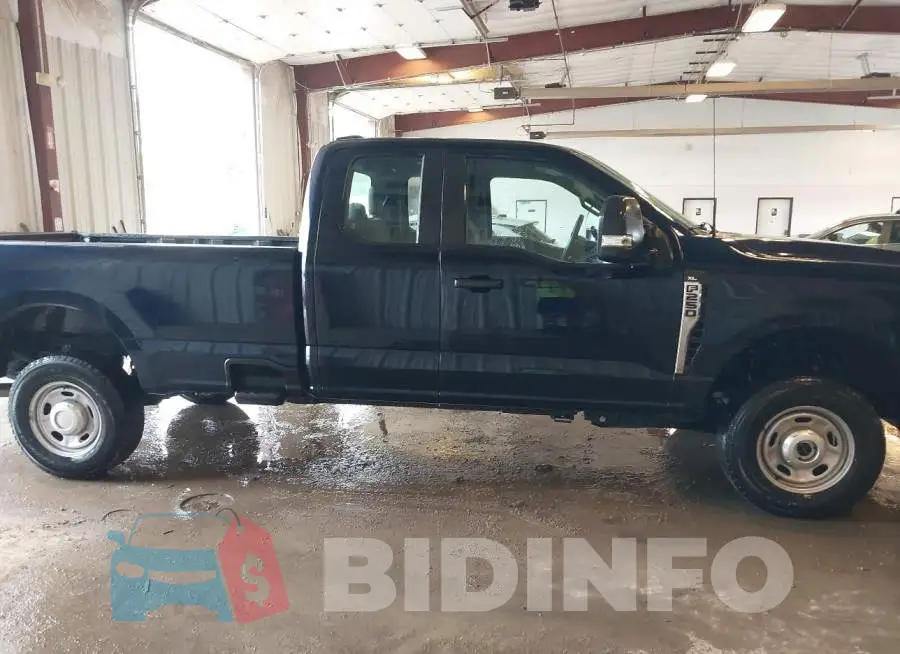 1FT7X2BA5PED80025 Photo# 13