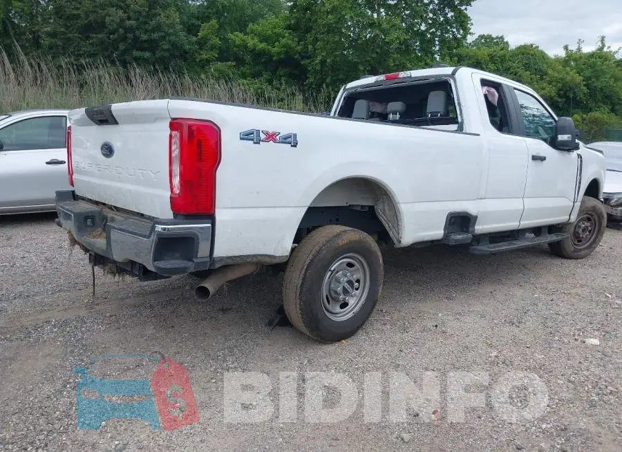 1FT7X2BA7SED96252 Photo# 4