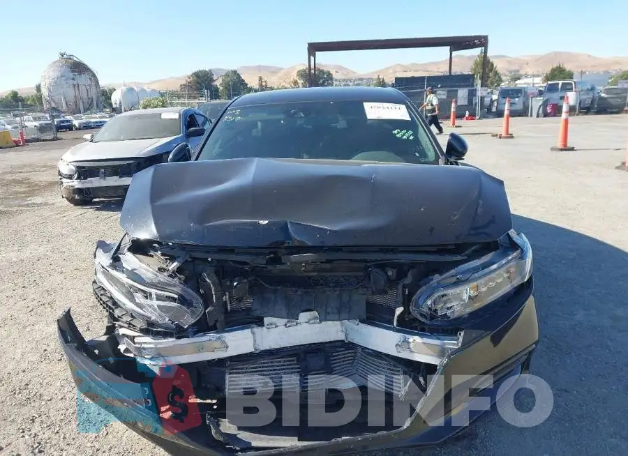 1HGCV1F30JA162553 Photo# 6