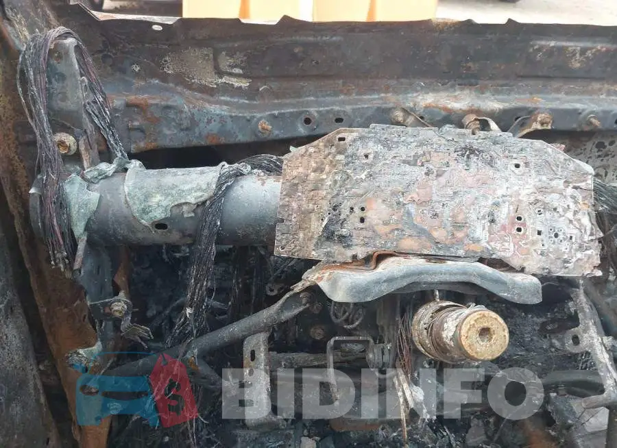 2T3A1RFV2SW555636 Photo# 7