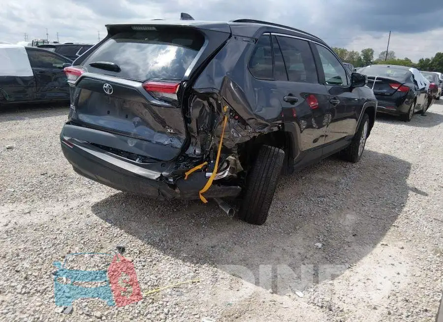 2T3A1RFV6SC572733 Photo# 4