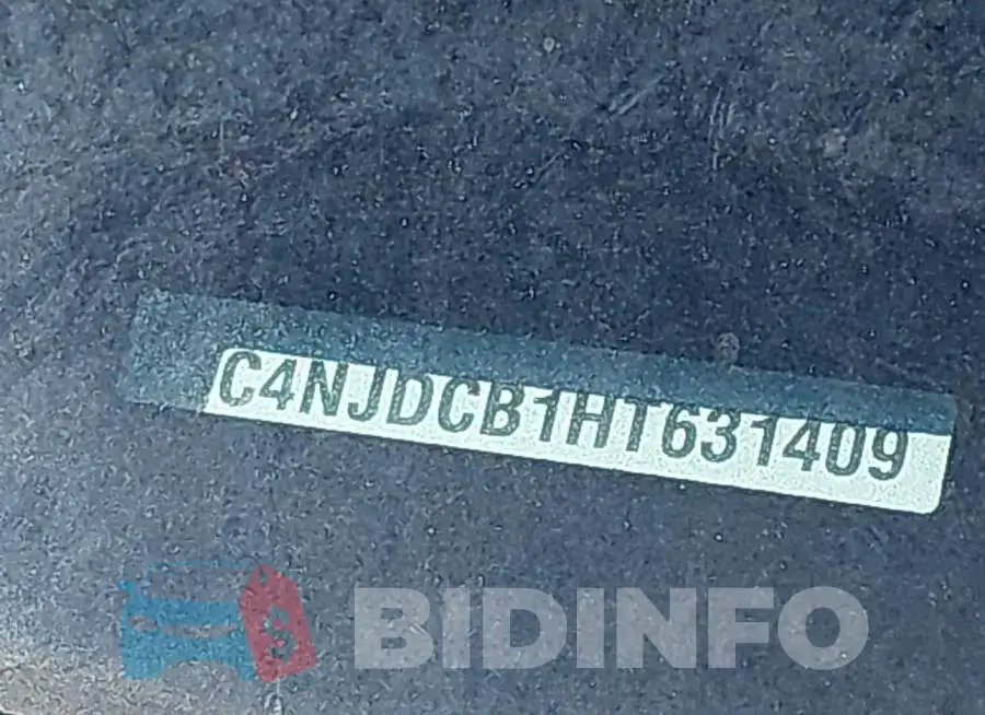 3C4NJDCB1HT631409 Photo# 17