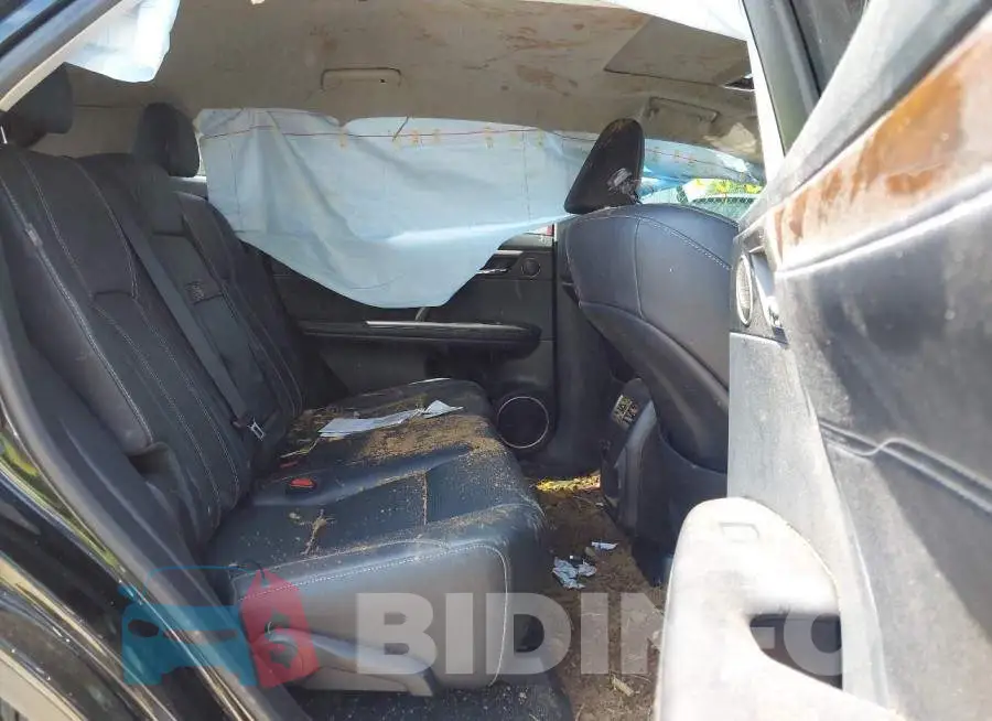 2T2BZMCA0HC134207 Photo# 8