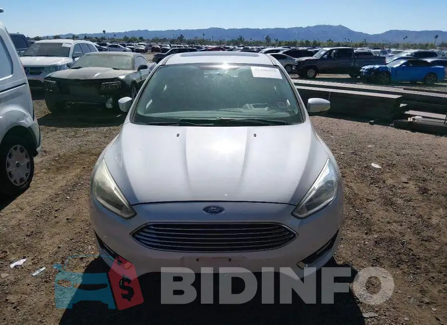 1FADP3N26HL230277 Photo# 6