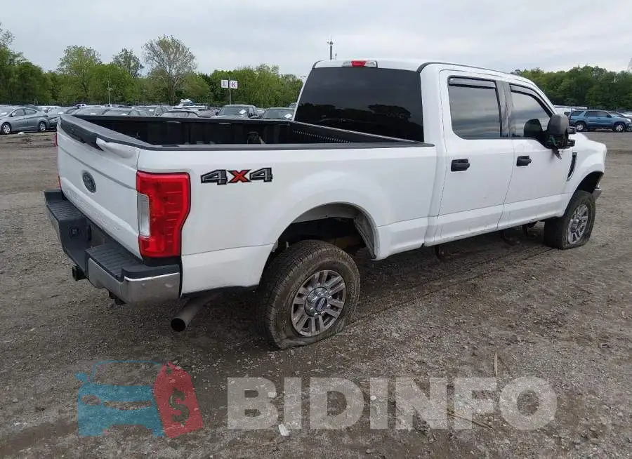 1FT7W2B64JEB12315 Photo# 4