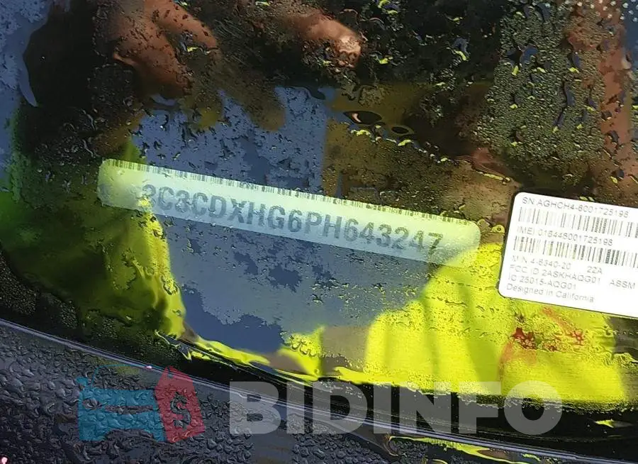 2C3CDXHG6PH643247 Photo# 9