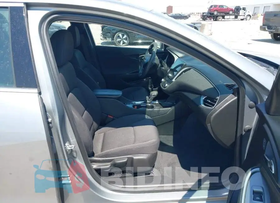 1G1ZD5ST1PF218237 Photo# 5