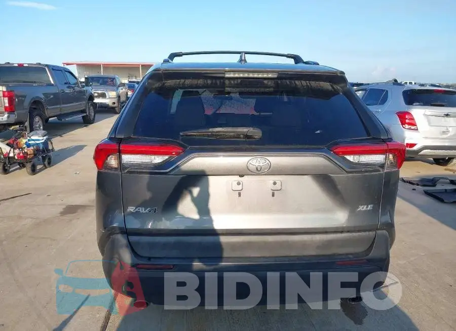 2T3W1RFV6KC024155 Photo# 16