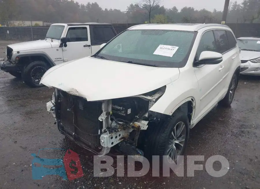 5TDJKRFH5GS341028 Photo# 2