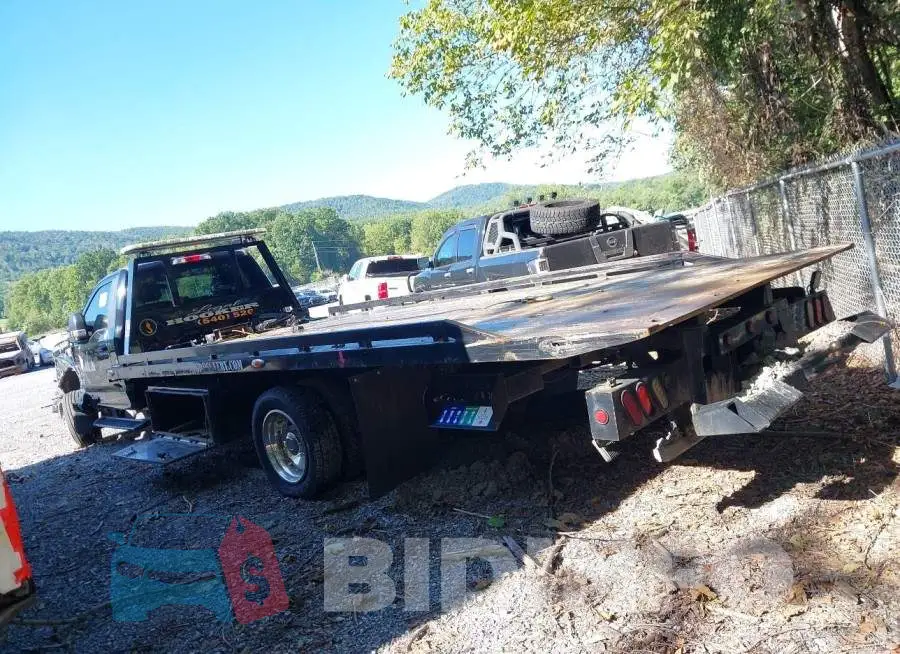 1FDUF5GY3JEB43887 Photo# 18