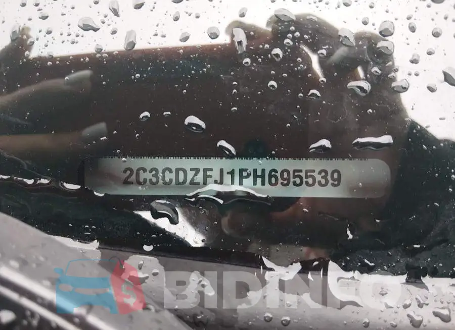 2C3CDZFJ1PH695539 Photo# 9