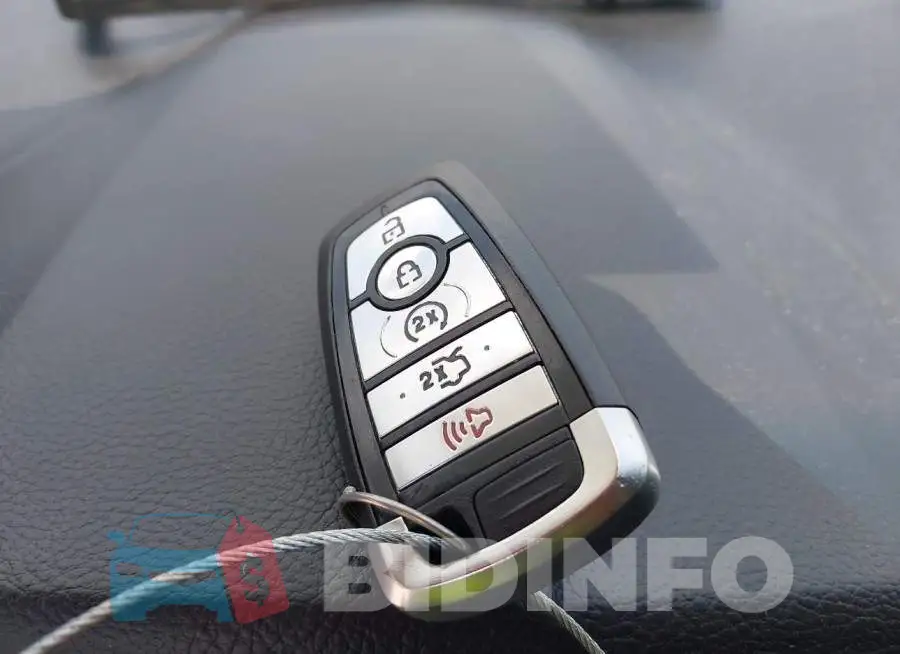 2FMPK4AP4KBC32206 Photo# 11