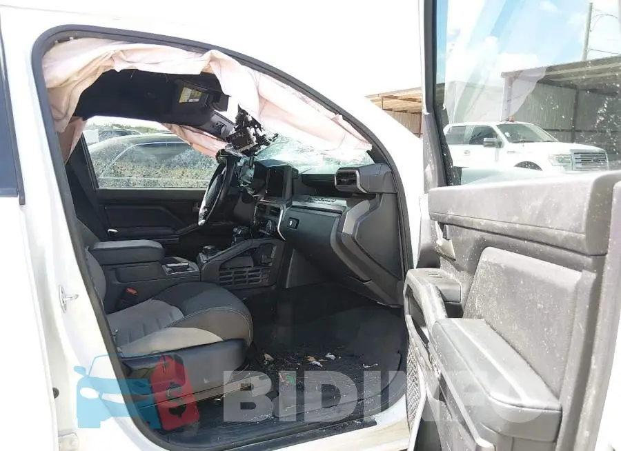 3TYLB5JN2RT018514 Photo# 5