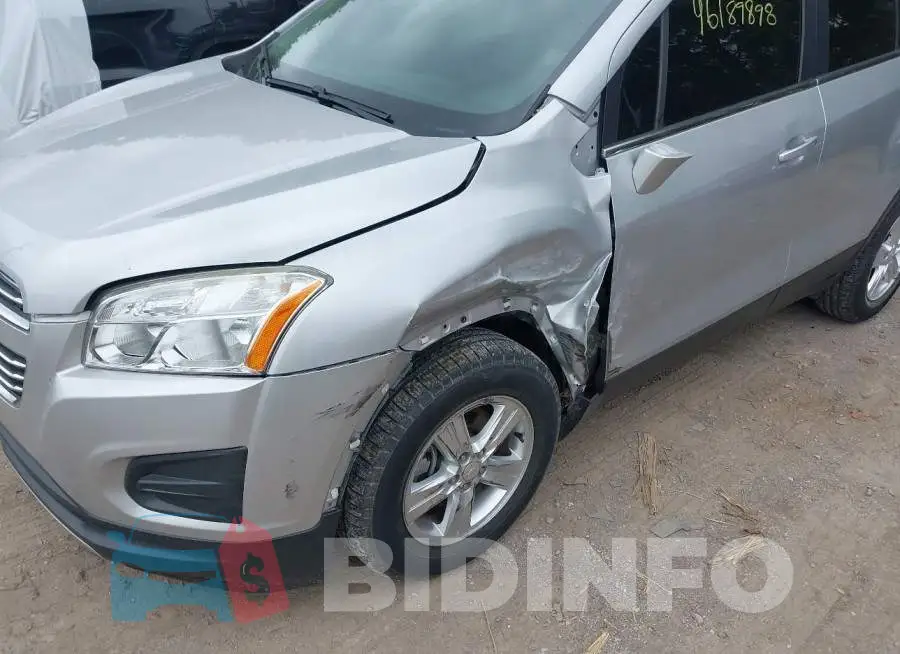 3GNCJLSB1GL258607 Photo# 6