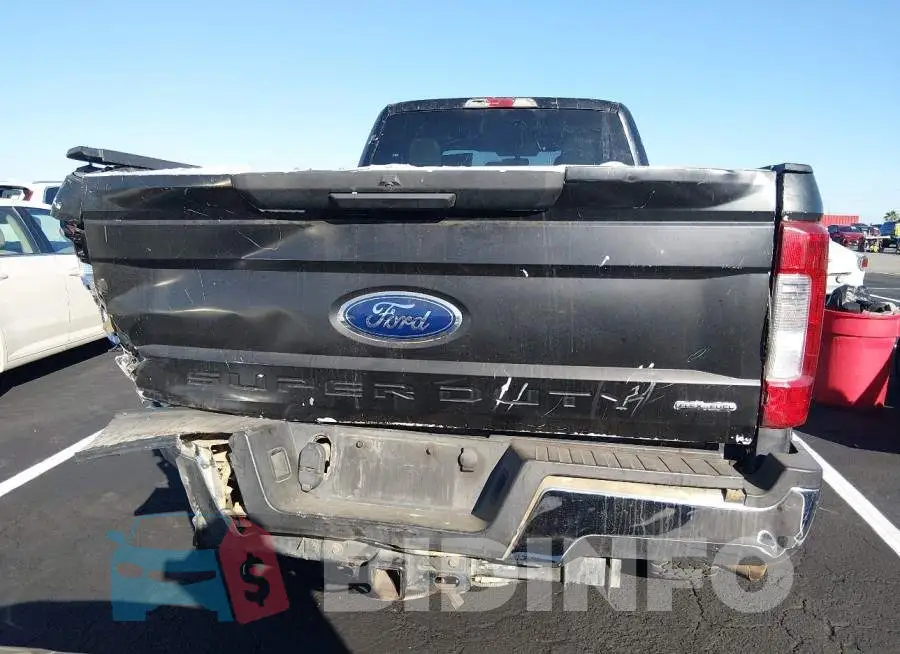 1FT7W2B65JEB72913 Photo# 16