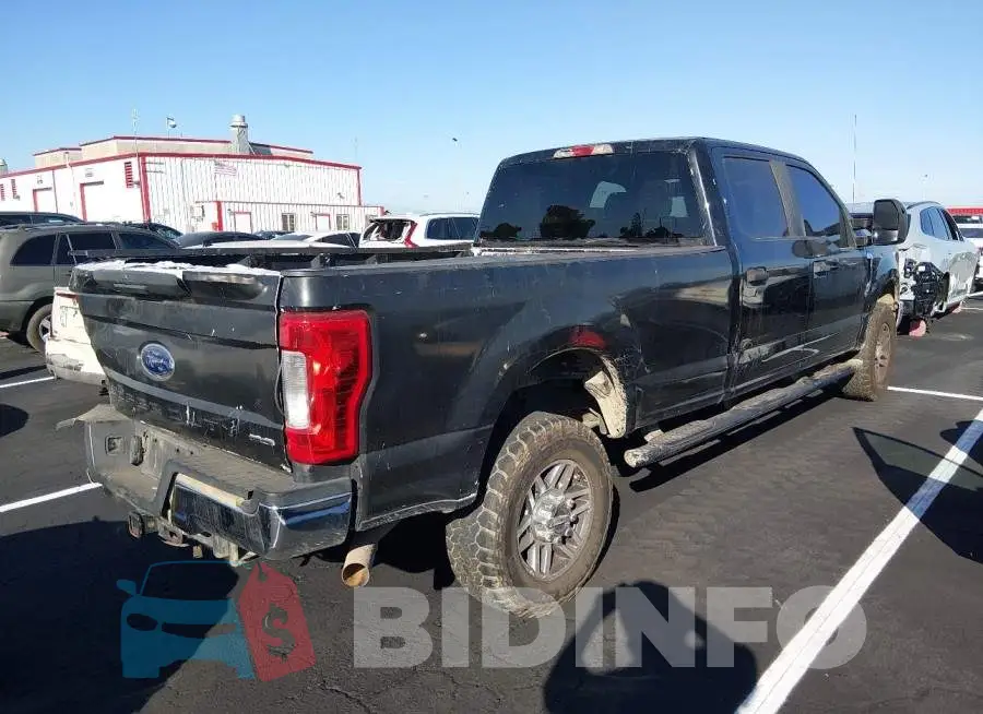1FT7W2B65JEB72913 Photo# 4