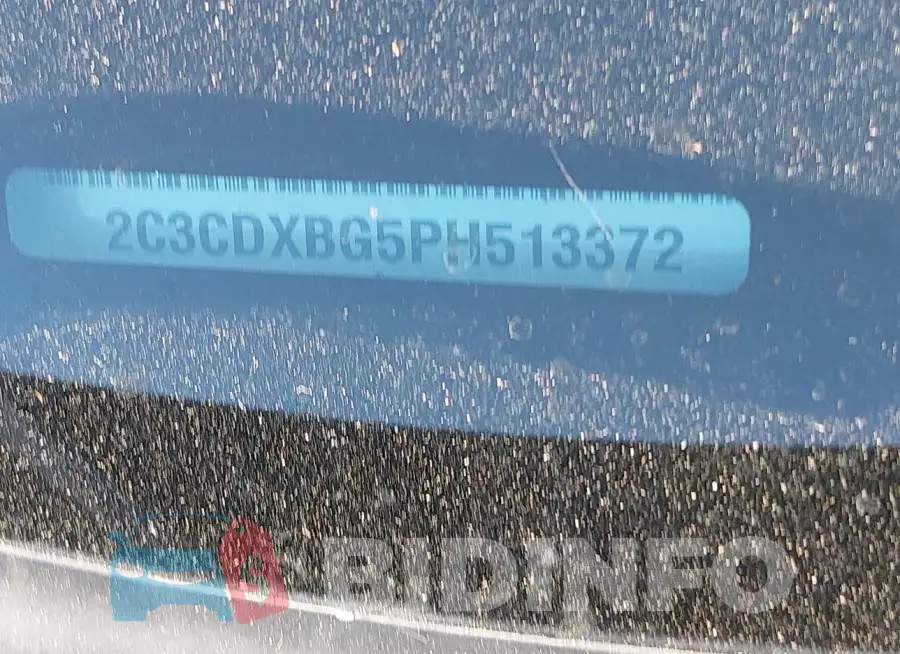 2C3CDXBG5PH513372 Photo# 9