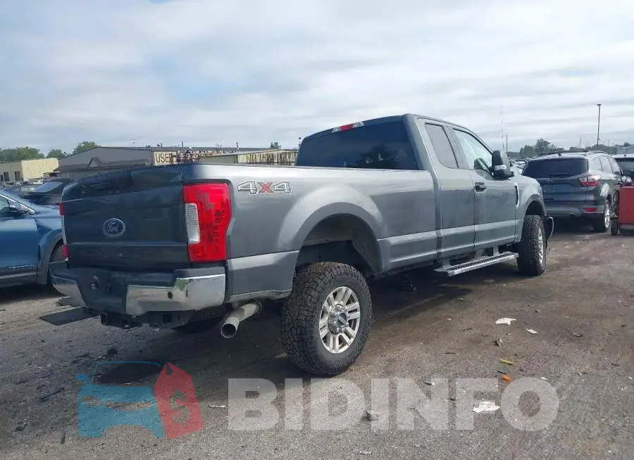 1FT7X2B63KED24718 Photo# 4
