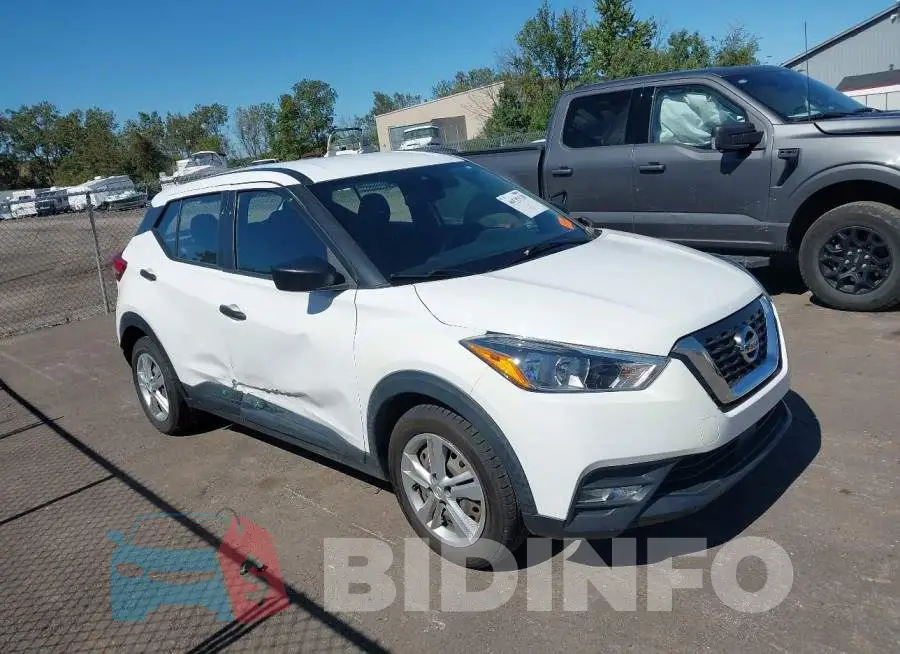 3N1CP5BV2LL563432 Photo# 1