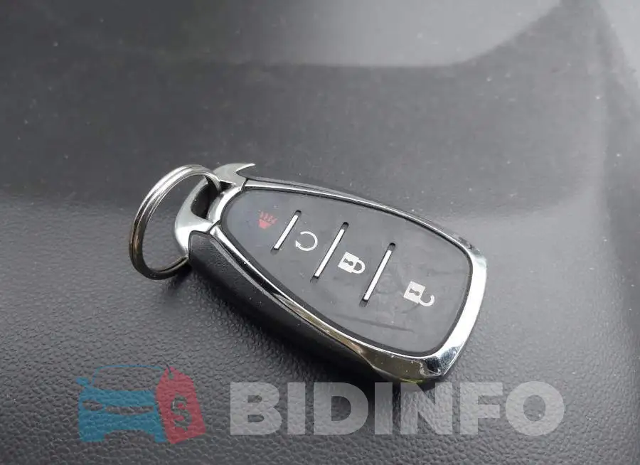 KL79MPSL4MB052671 Photo# 11