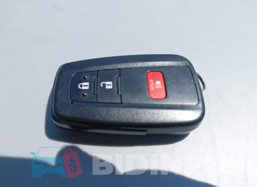JTND4MBE5N3191373 Photo# 11