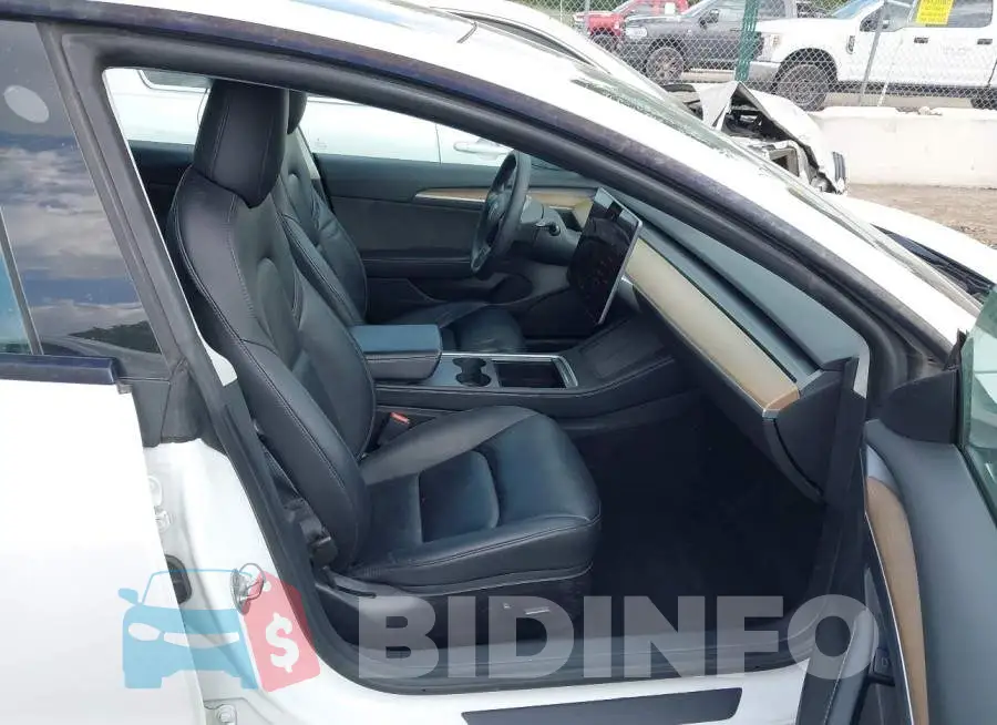 5YJ3E1EB4NF202086 Photo# 5