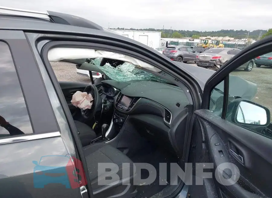 3GNCJPSB3LL181594 Photo# 5