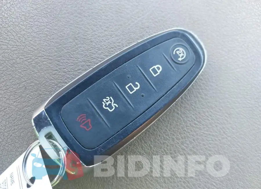 1FAHP2F80HG108389 Photo# 11