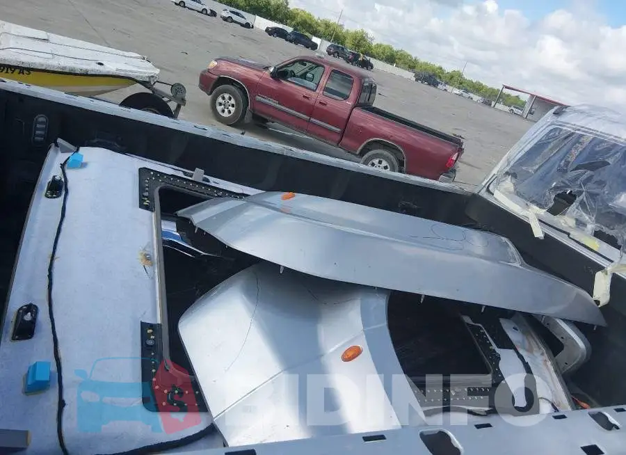 1FT8W3DT0JEB19226 Photo# 12