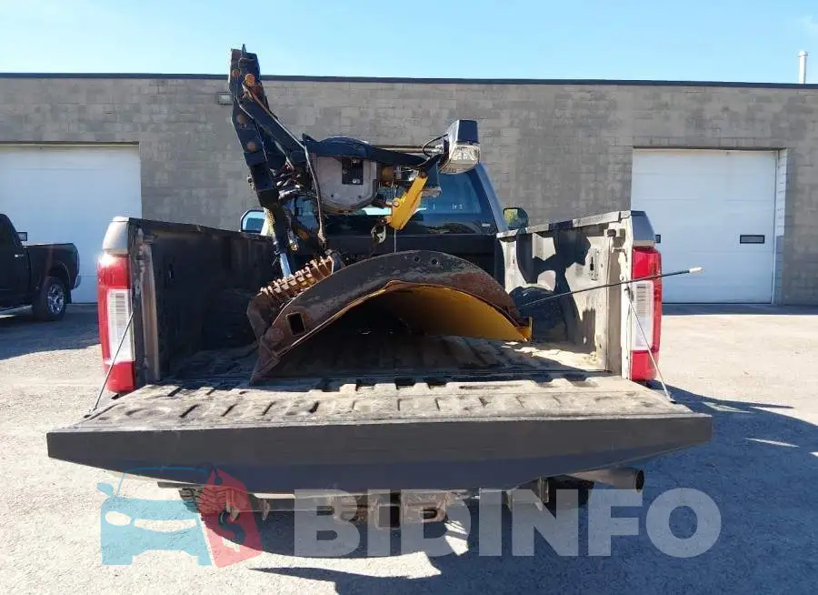 1FTBF2B60KED43739 Photo# 19