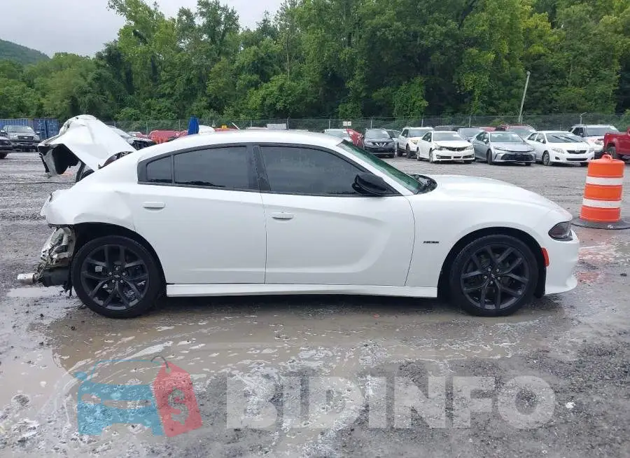 2C3CDXCT2KH624532 Photo# 13
